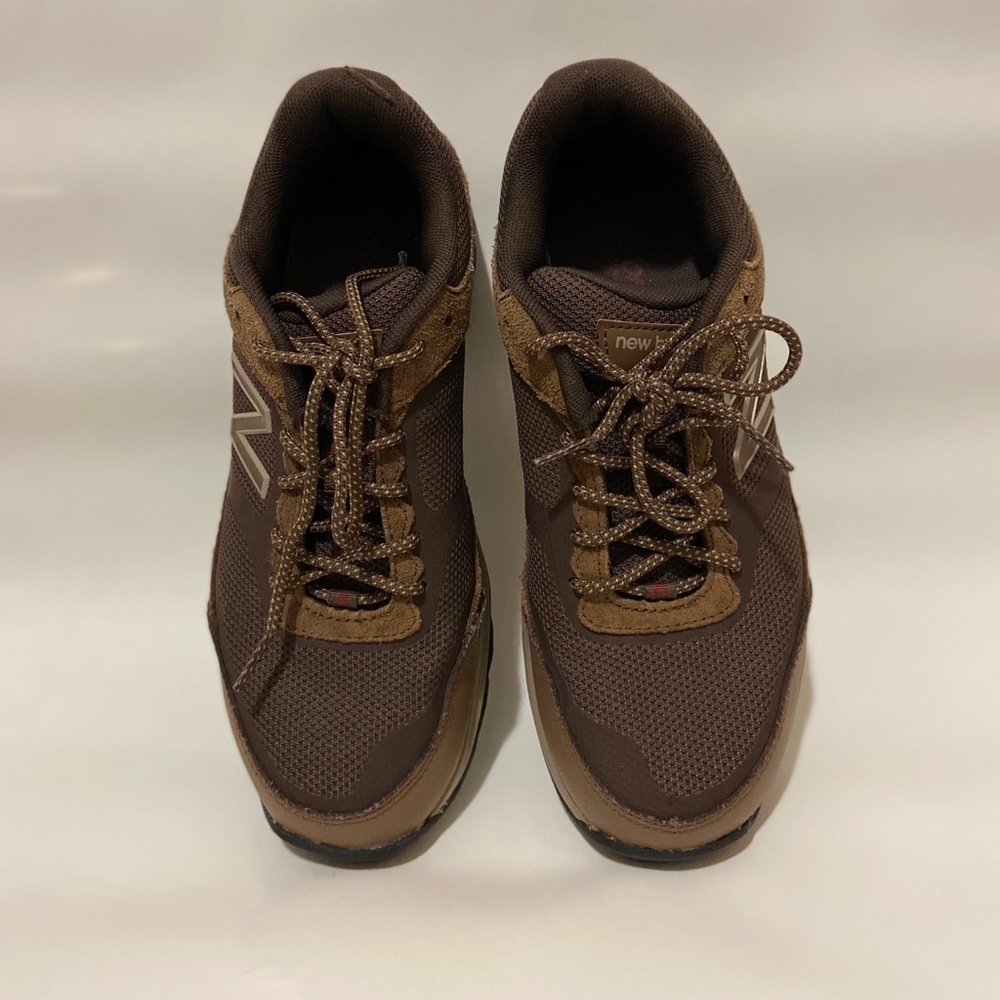 New balance shoes. Size 8.5. Absorb